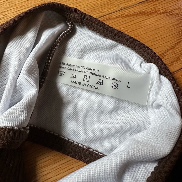 Gorgeous Brand New Bikini 🤎 - Picture 5 of 7